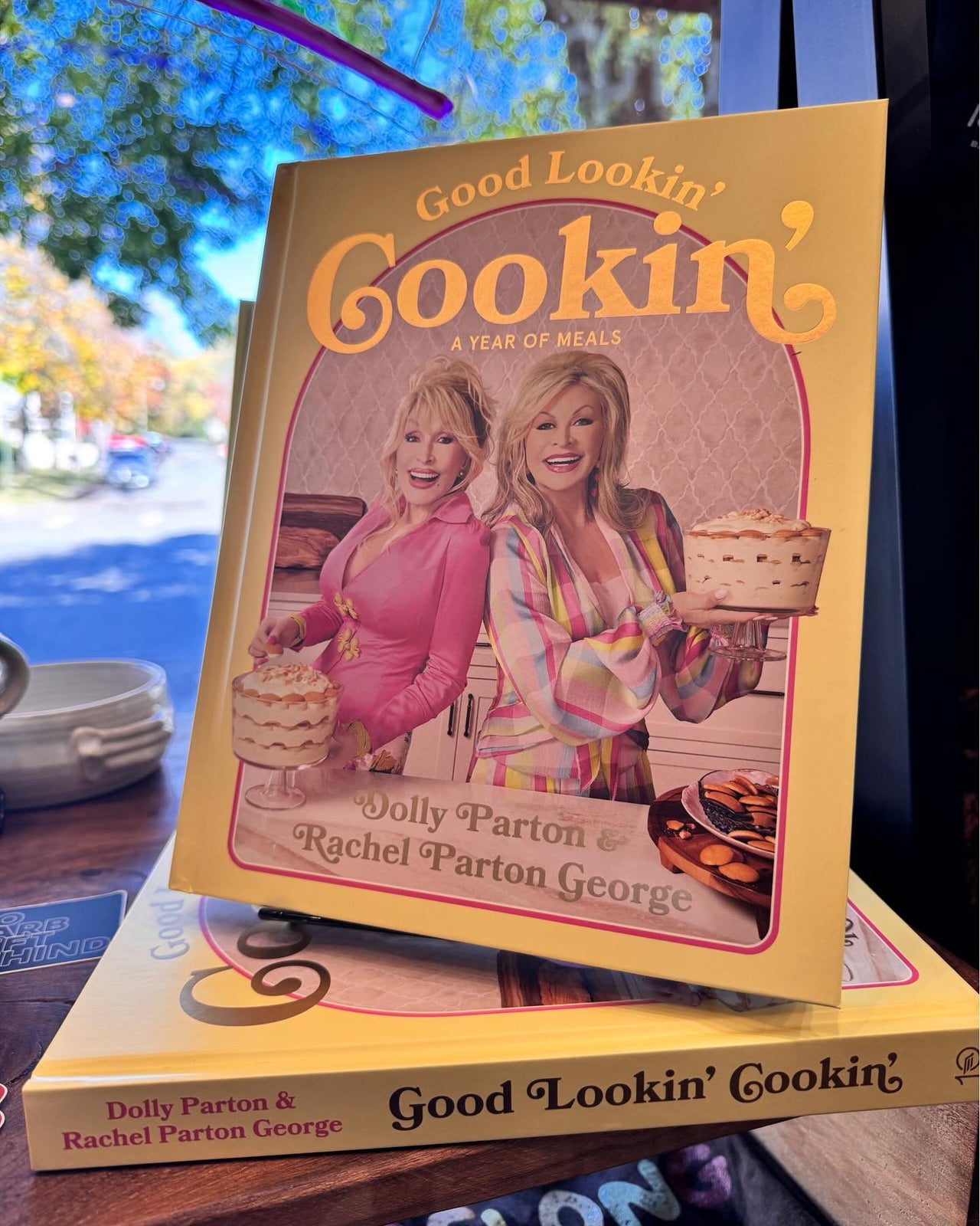Good Lookin' Cookin': A Year of Meals