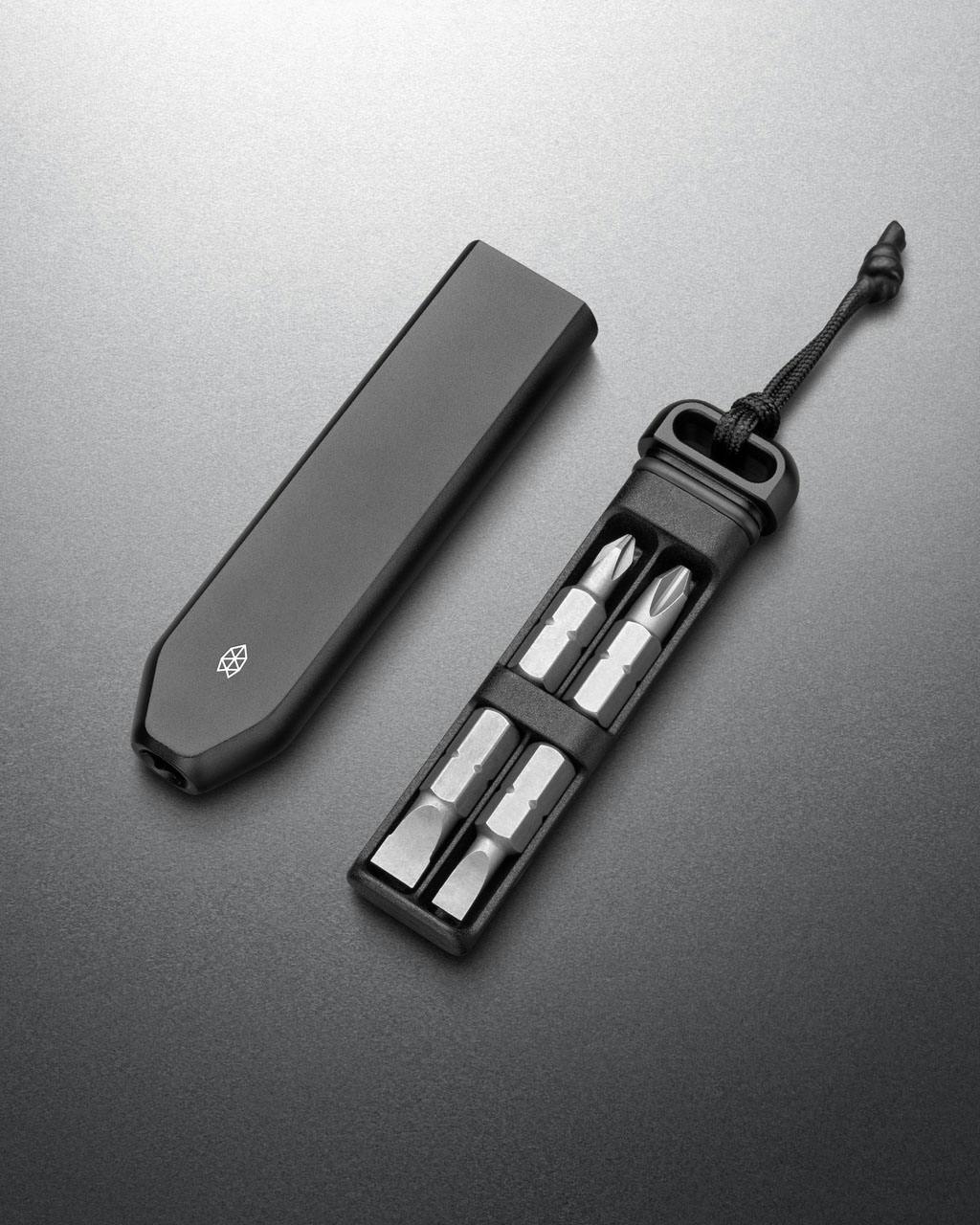 The Warrick | Black