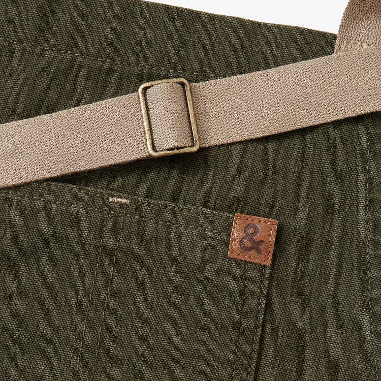 The Vintage Washed Essential Apron | Mosswood