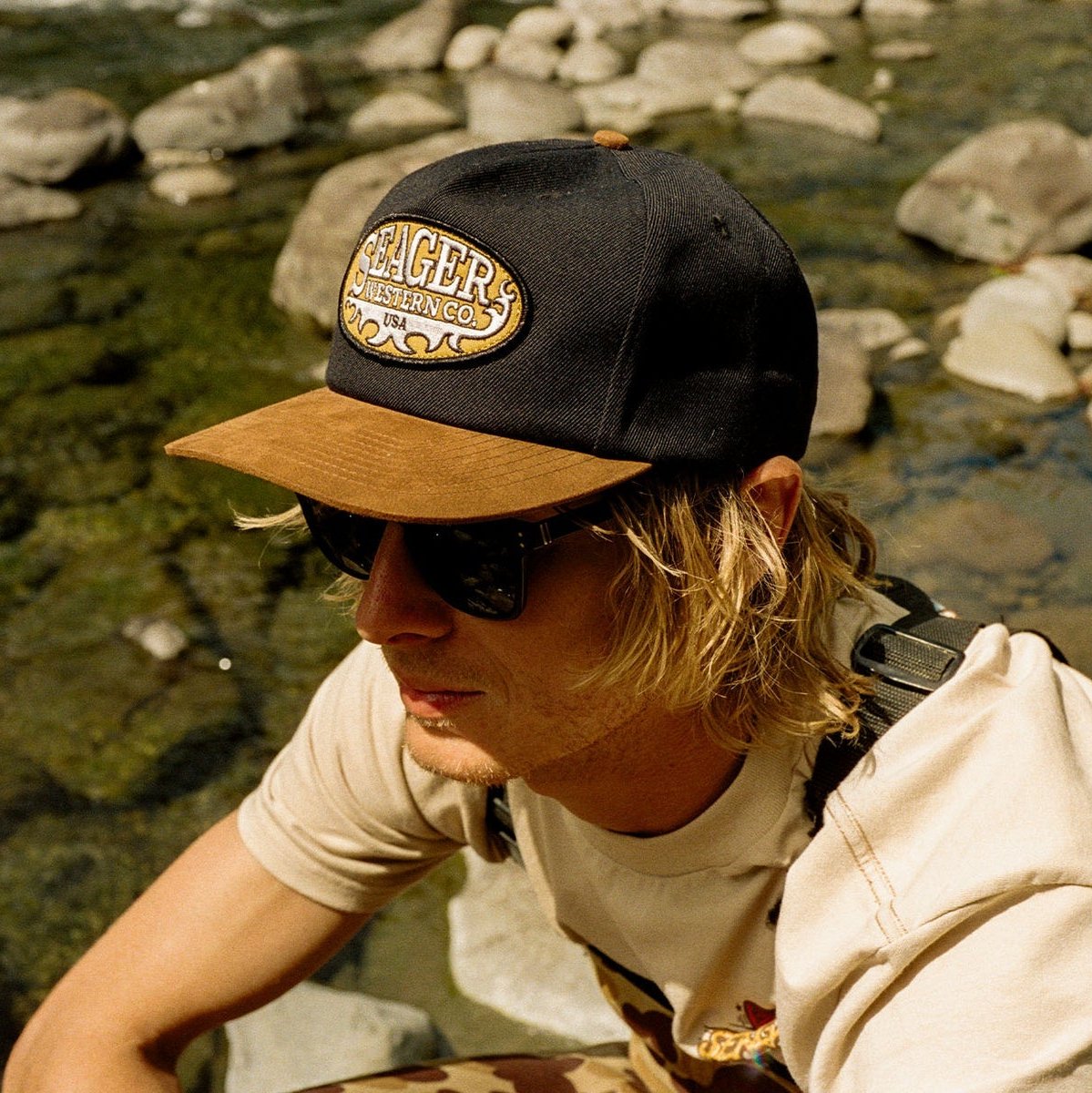 Buckle Snapback Hat | Black
