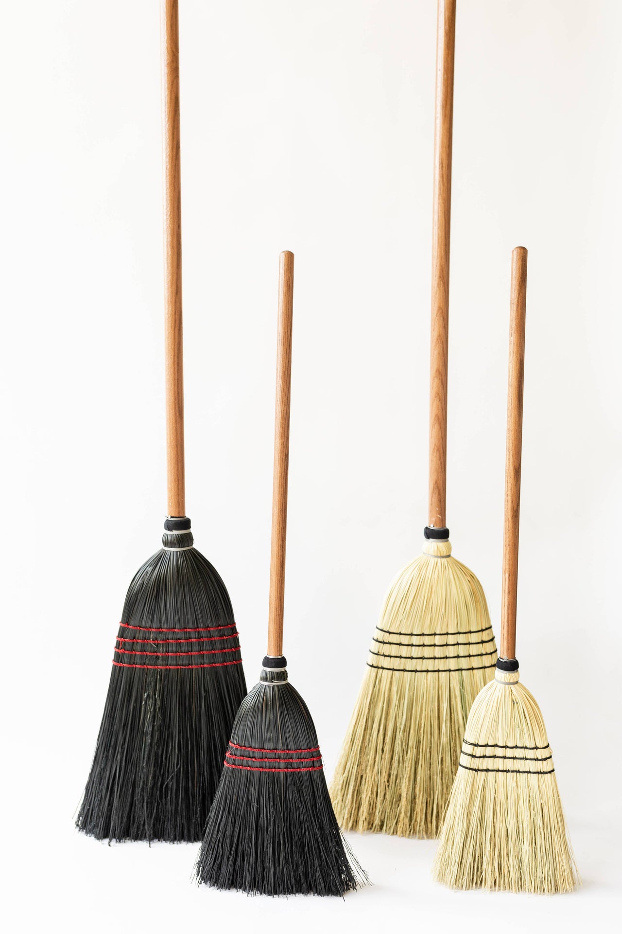 The Everyday Broom | Black